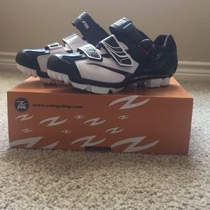 Zol indoor cycle shoes size 6